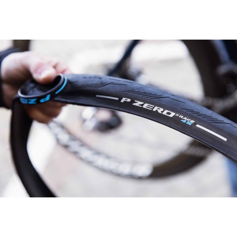 Pirelli P ZERO Race 4S