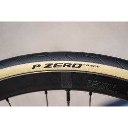Pirelli P ZERO Race