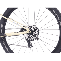 Superior F.L.Y. 27 9 Speed