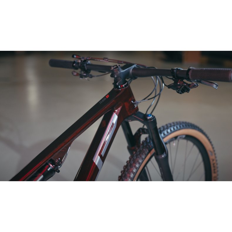 Superior X-Road Team Issue